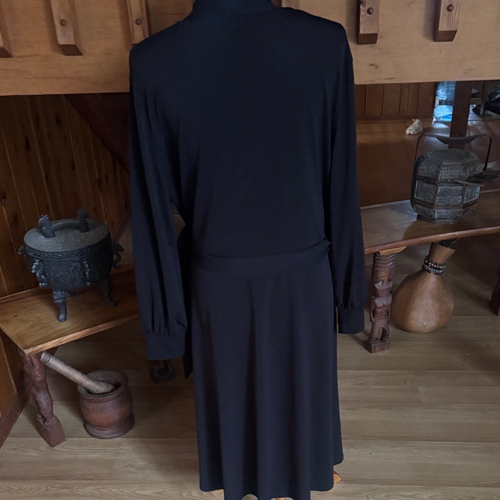 H&M size XL Black Long Sleeve Wrap Dress flattering - Picture 8 of 12